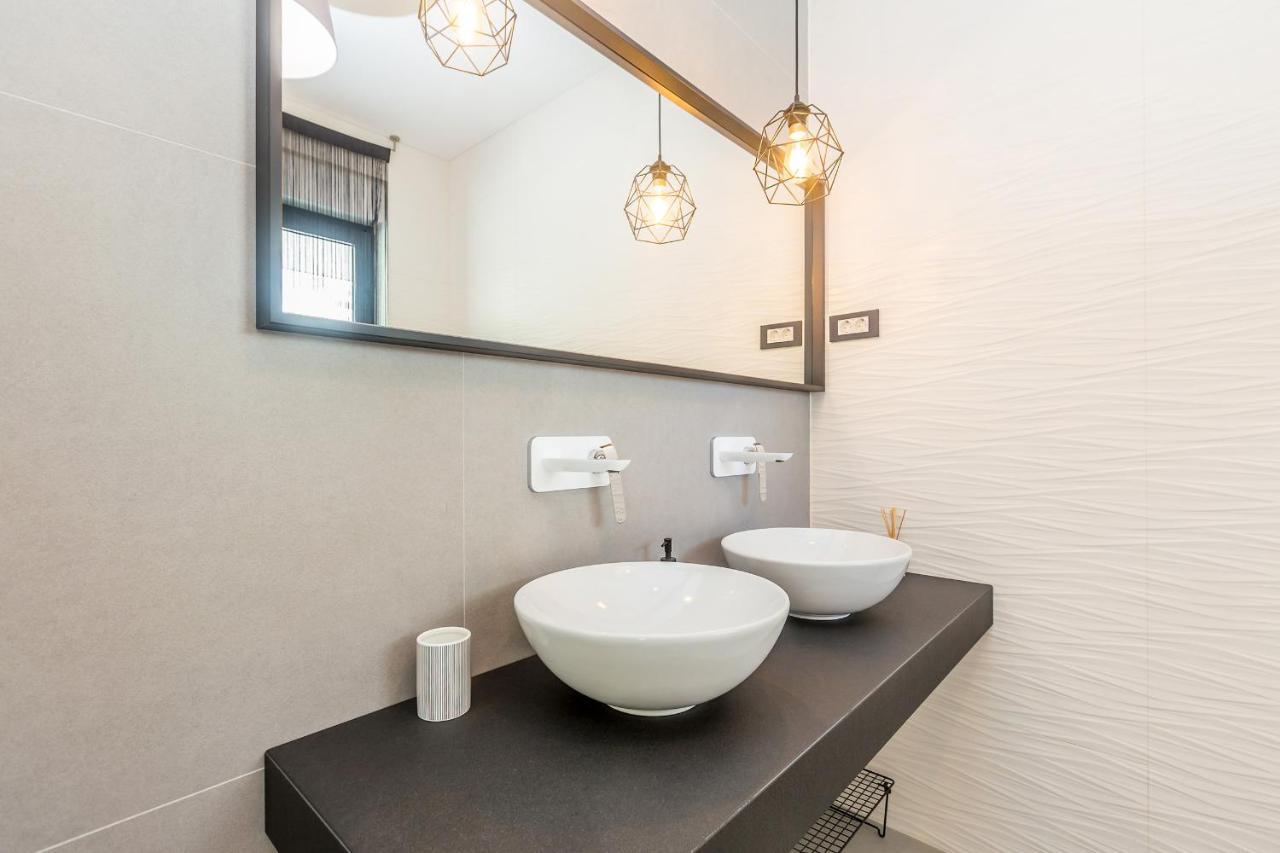 Luxury Apartment Noa Njivice Exterior photo